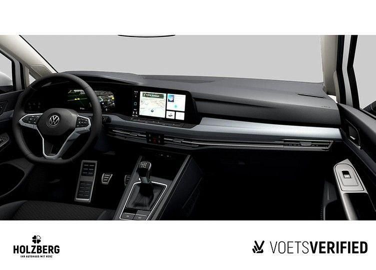 Gebraucht VW Golf VIII Active 150 PS (110 kW) 2023 Weiß Limousine