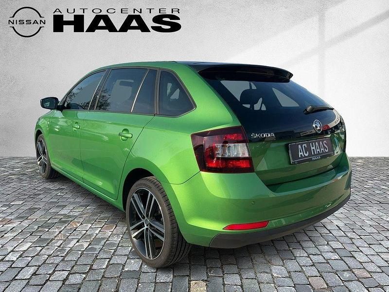 Gebraucht Skoda Rapid Style 90 PS (66 kW) 2014 Rallyegrün metallic Kleinwagen