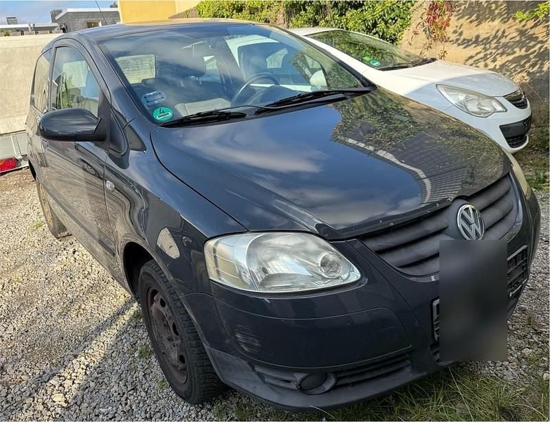 Grau Gebraucht 2008 VW Fox Kleinwagen | 390 € (Superpreis) - Bild 1/4