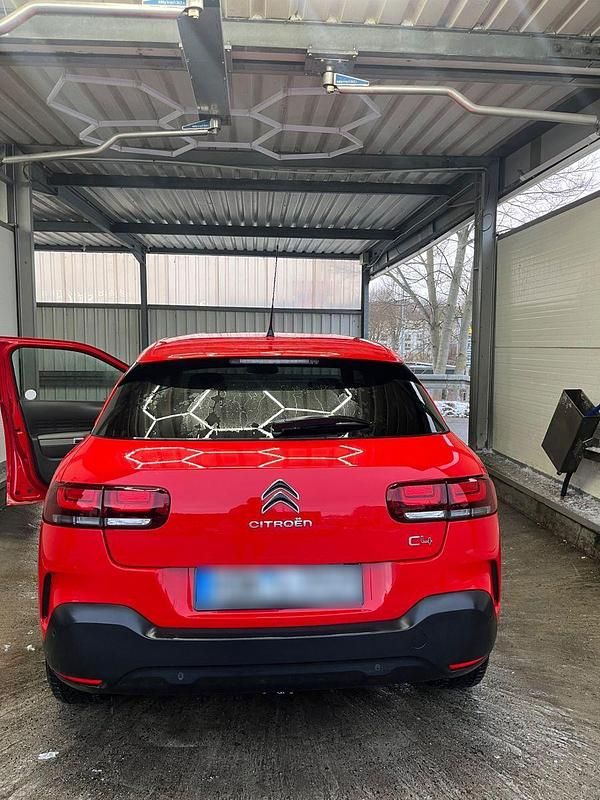 Gebraucht Citroën C4 PureTech 110 PS (80 kW) 2019 Rot Limousine
