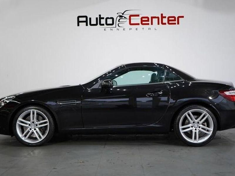 Gebraucht Mercedes SLK200 184 PS (135 kW) 2015 Schwarz Cabrio