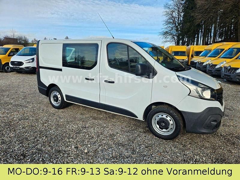 Gebraucht Renault Trafic Komfort 120 PS (88 kW) 2017 Weiß Van / Kleinbus