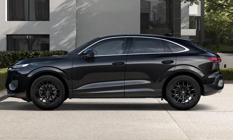 Neu Audi Q3 Ambiente 204 PS (150 kW) 2026 Schwarz metallic SUV