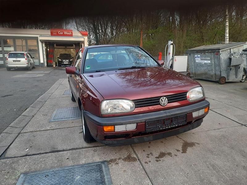 Gebraucht VW Golf III 75 PS (55 kW) 1992 Braun Kleinwagen