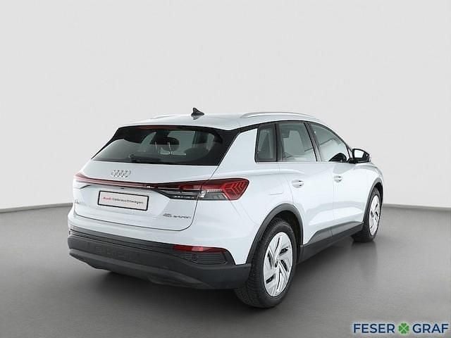 Gebraucht Audi Q4 e-tron Ambiente 210 kW (286 PS) 2025 Gletscherweiß metallic SUV