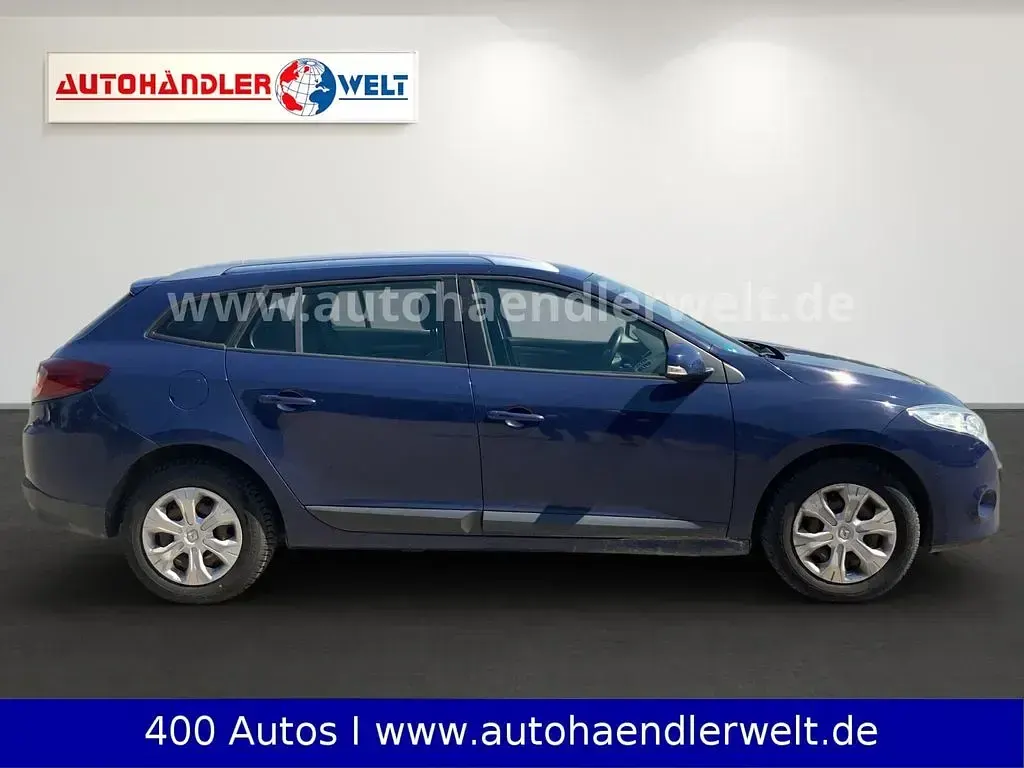 Gebraucht Renault Mégane Dynamique 110 PS (80 kW) 2012 Blau Limousine