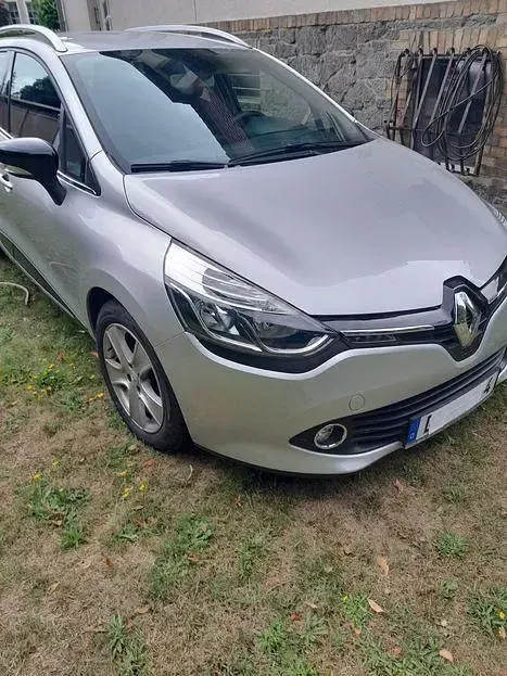 Gebraucht Renault Clio GrandTour Luxe 90 PS (66 kW) 2015 Grau Kombi