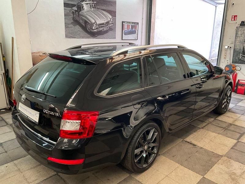 Gebraucht Skoda Octavia Elegance 209 PS (153 kW) 2013 Schwarz Kombi
