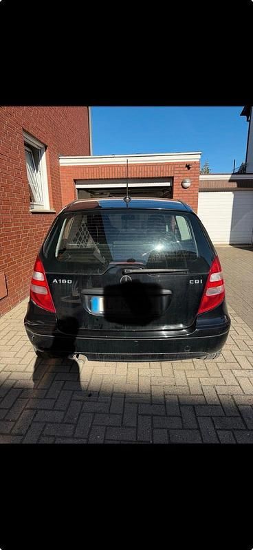 Second-hand Mercedes A160 2008 Negru Hatchback