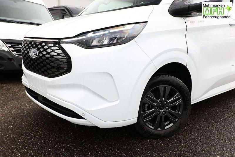 Neu Ford E-Transit Limited 160 kW (218 PS) 2025 Frozen white Van