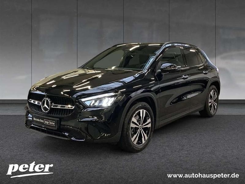 Metalliclack kosmosschwarz Gebraucht 2026 Mercedes GLA220 Night SUV | 48.810 € (Teuer) - Bild 1/4