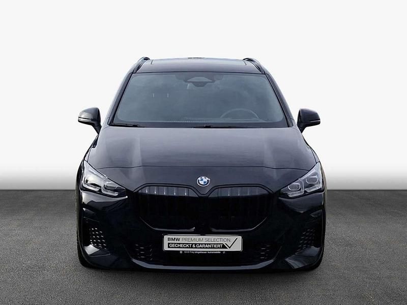 Gebraucht BMW 223 Active Tourer Performance 204 PS (150 kW) 2024 Saphirschwarz metallic Van / Kleinbus