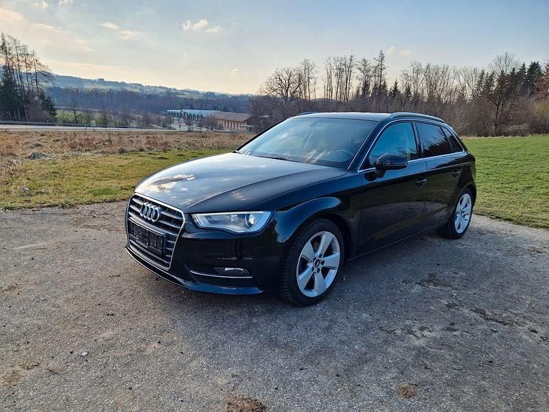 Gebraucht Audi A3 Sport 150 PS (110 kW) 2015 Schwarz Limousine
