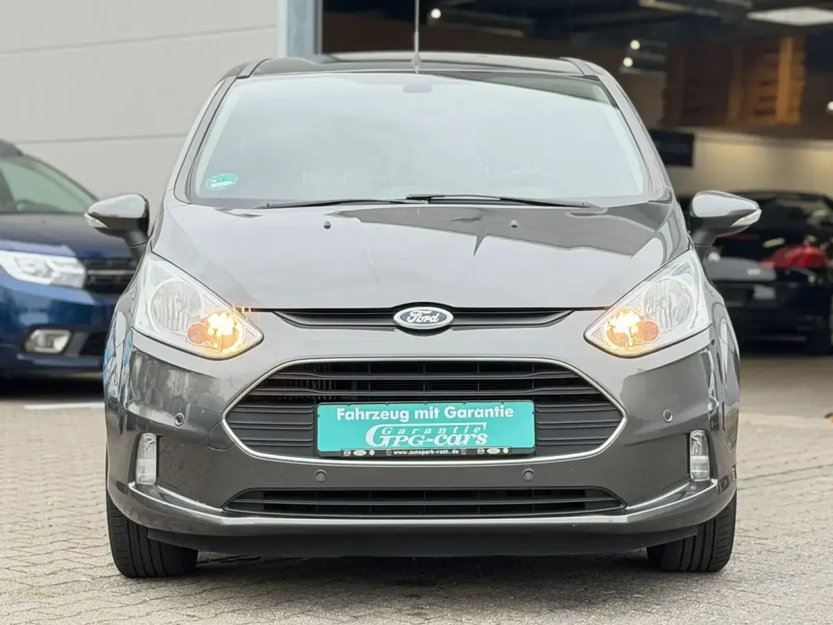 Gebraucht Ford B-MAX SYNC Edition 125 PS (91 kW) 2017 Grau Van / Kleinbus