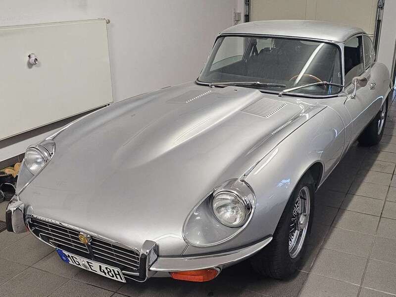 Silber Gebraucht 1971 Jaguar E-Type Coupé | 59.990 € - Bild 1/4