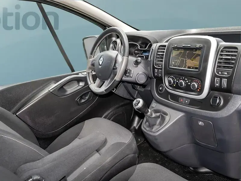 Gebraucht Renault Trafic 120 PS (88 kW) 2021 Schwarz Van / Kleinbus