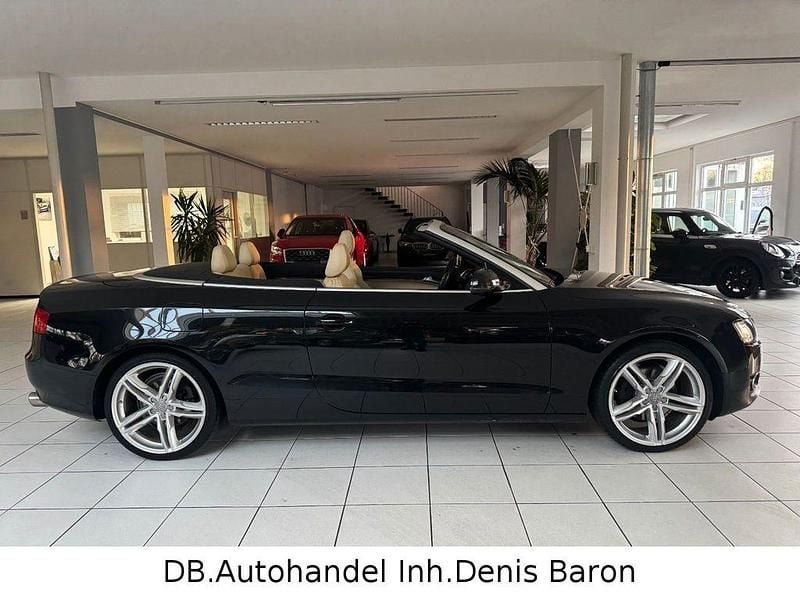 Gebraucht Audi A5 Cabriolet Sport 160 PS (117 kW) 2011 Schwarz Cabrio