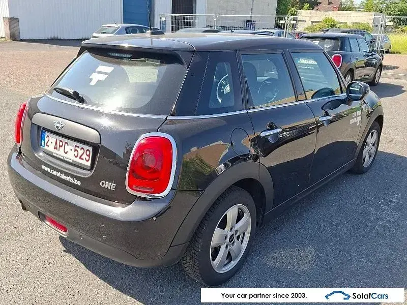Gebraucht Mini ONE 102 PS (75 kW) 2021 Schwarz Kleinwagen
