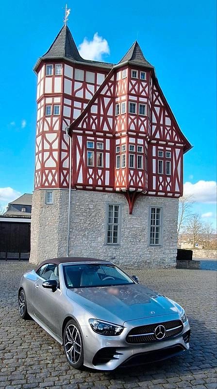 Gebraucht Mercedes E400 AMG 365 PS (268 kW) 2023 Silber Cabrio