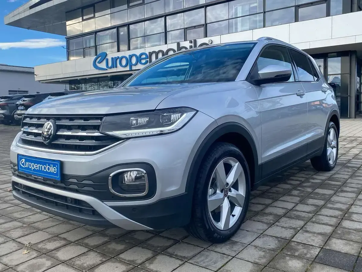 Gebraucht VW T-Cross Style 110 PS (80 kW) 2023 Reflexsilber metallic SUV