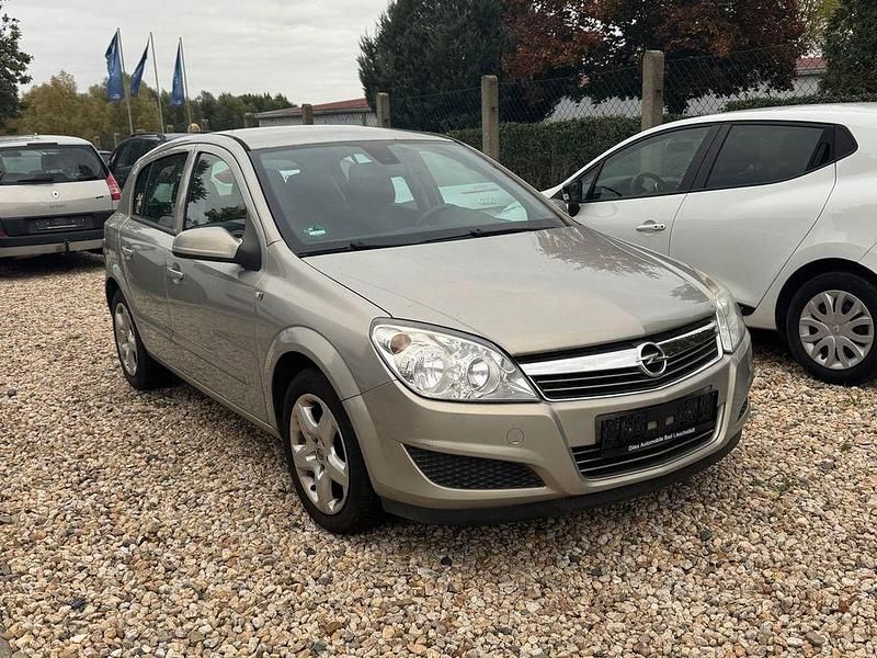 Pannacotta m2 Gebraucht 2007 Opel Astra Edition Limousine | 3.999 € (Teuer) - Bild 1/4