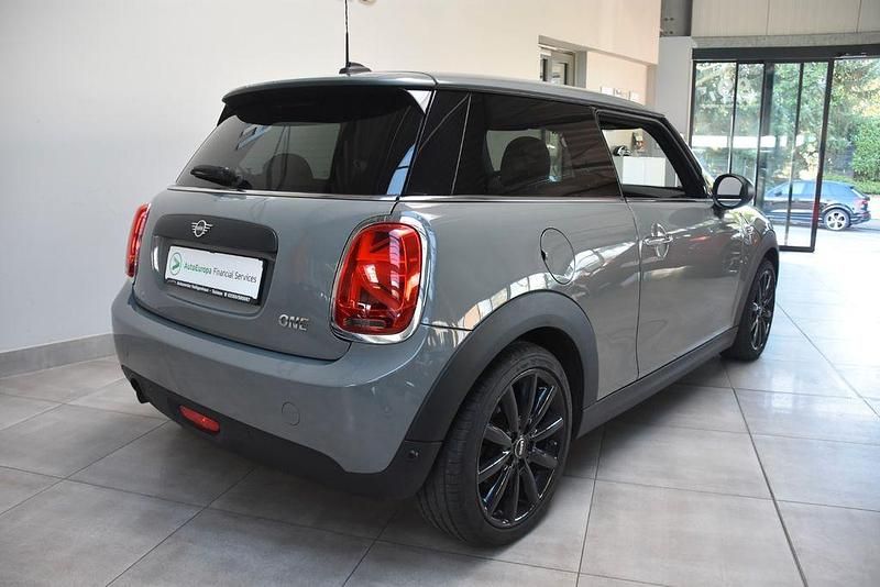 Gebraucht Mini ONE 102 PS (75 kW) 2018 Grau Kleinwagen