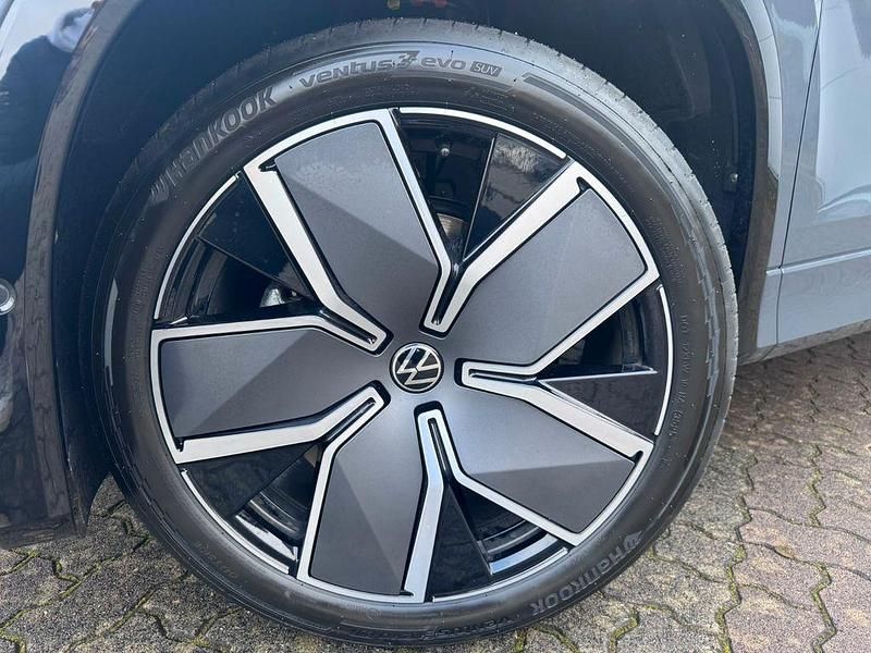 Neu VW Tayron R-line 193 PS (141 kW) 2025 Grau SUV