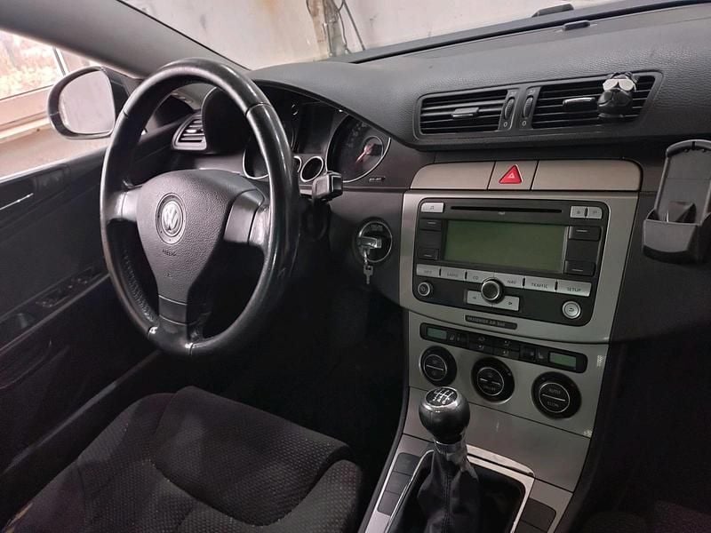 Gebraucht VW Passat 140 PS (102 kW) 2007 Andere farben Kombi