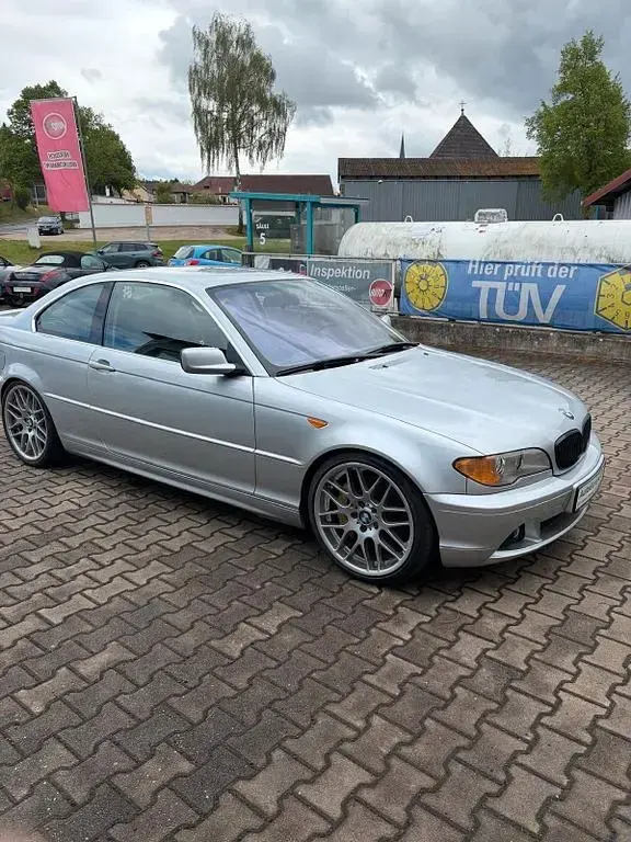 Gebraucht BMW 330 Performance 231 PS (169 kW) 2004 Silber Coupé