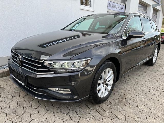 Gebraucht VW Passat Business 150 PS (110 kW) 2023 Grau Kombi
