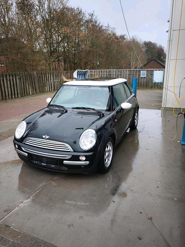 Grün Gebraucht 2003 Mini Cooper Kleinwagen | 2.500 € (Fairer Preis) - Bild 1/4