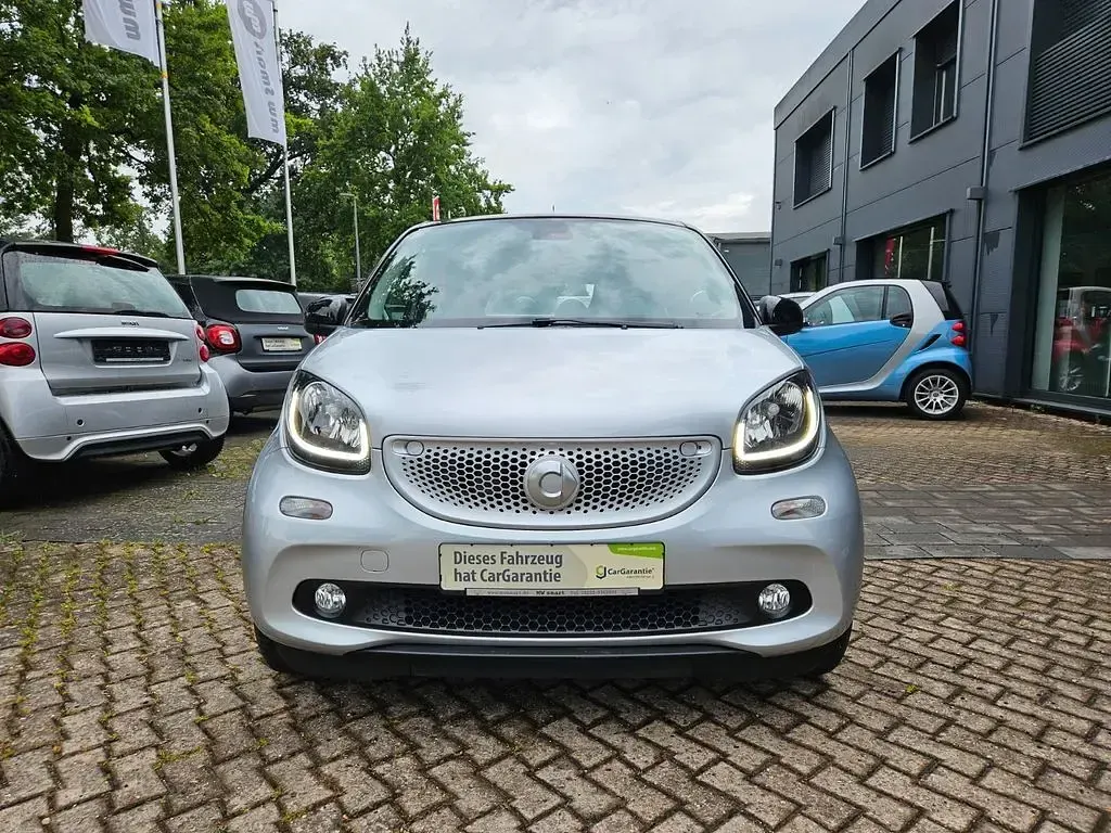 Gebraucht Smart ForFour Prime 71 PS (52 kW) 2014 Silber Kleinwagen