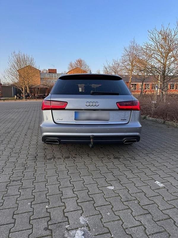 Gebraucht Audi A6 190 PS (139 kW) 2017 Grau Kombi