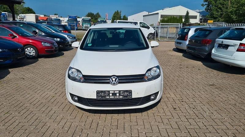 Weiß Gebraucht 2011 VW Golf Plus Cross Team Van / Kleinbus | 3.499 € (Guter Preis) - Bild 1/4