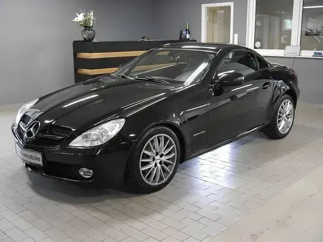 Gebraucht Mercedes SLK200 184 PS (135 kW) 2010 Schwarz Cabrio