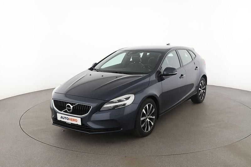 Blau Gebraucht 2019 Volvo V40 Linje Svart Kombi | 17.480 € (Fairer Preis) - Bild 1/3
