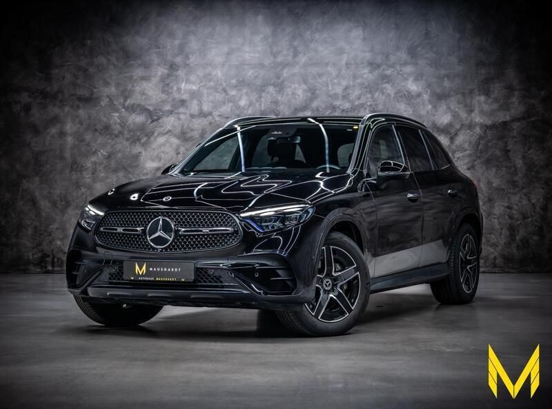 Schwarz Gebraucht 2023 Mercedes GLC220 AMG SUV | 57.777 € (Fairer Preis) - Bild 1/4