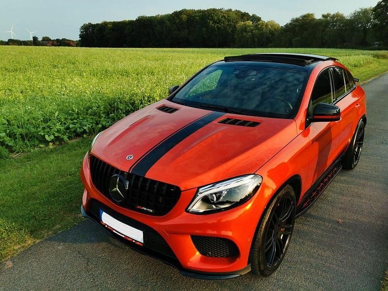 Rot Gebraucht 2018 Mercedes GLE43 AMG AMG Coupé | 53.400 € (Teuer) - Bild 1/4