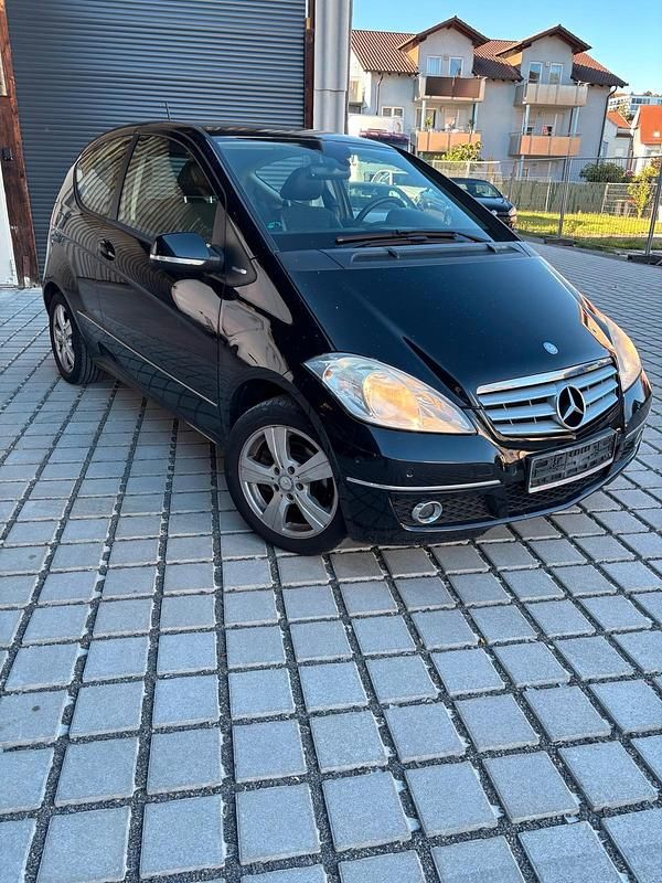 Schwarz Gebraucht 2009 Mercedes A170 Kleinwagen | 2.500 € (Superpreis) - Bild 1/4