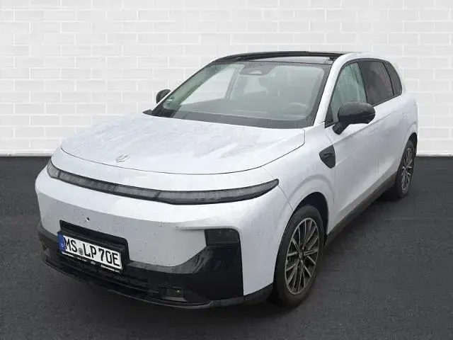 Gebraucht Leapmotor B10 218 PS (160 kW) 2026 SUV