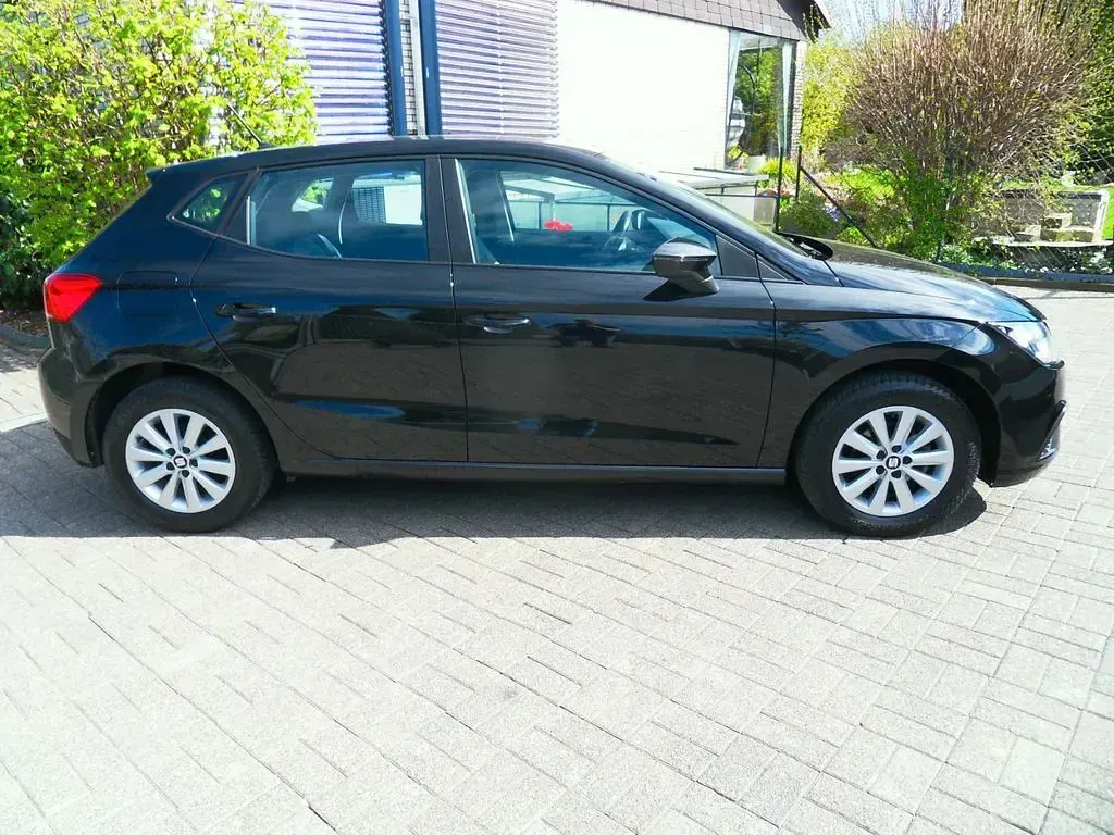 Gebraucht Seat Ibiza Style 80 PS (58 kW) 2022 Mitternachtsschwarz Kleinwagen