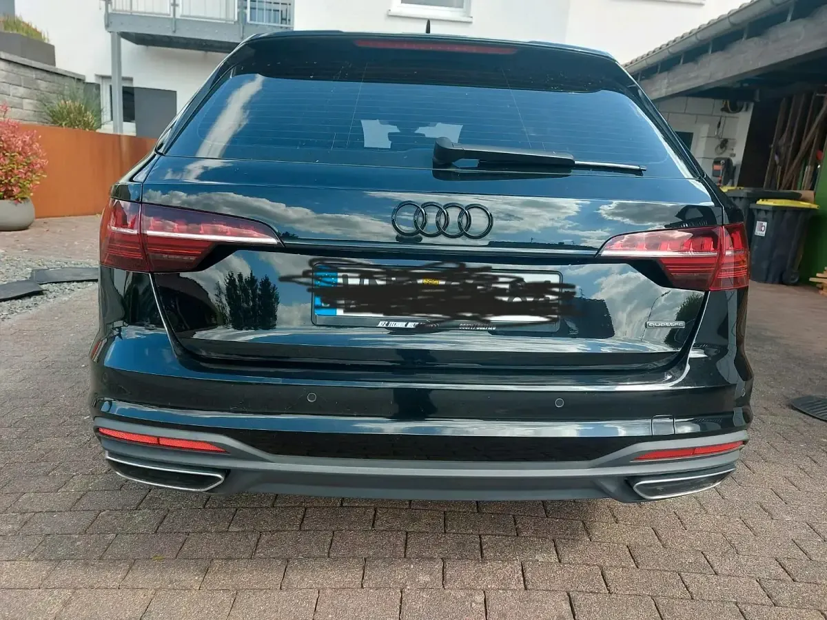 Gebraucht Audi A4 190 PS (139 kW) 2019 Schwarz Kombi