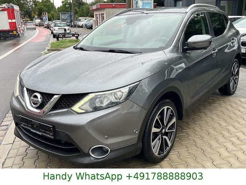 Grau Gebraucht 2016 Nissan Qashqai SUV | 11.990 € (Guter Preis) - Bild 1/4
