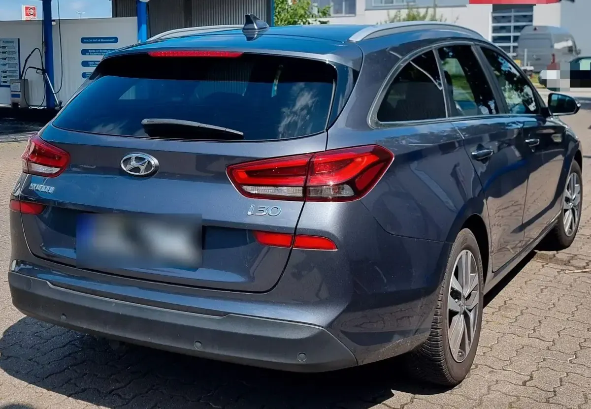 Gebraucht Hyundai i30 YES! 140 PS (102 kW) 2019 Grau Kombi