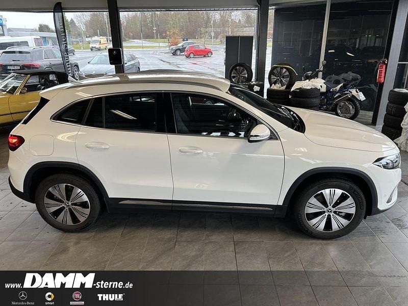 Gebraucht Mercedes EQA300 Progressive 167 kW (228 PS) 2024 Polarweiß SUV