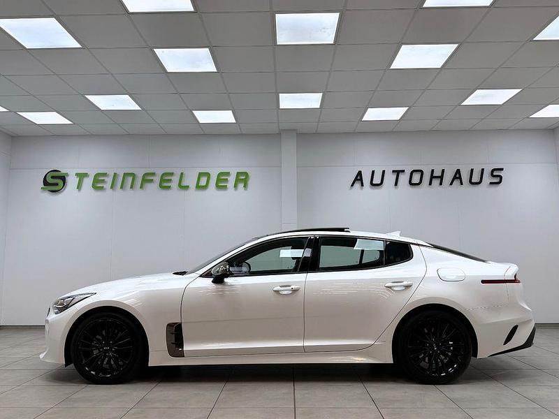Gebraucht Kia Stinger GT-Line 200 PS (147 kW) 2018 Weiß Kleinwagen