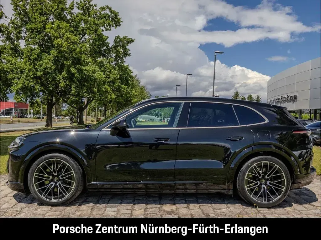 Gebraucht Porsche Cayenne Turbo 2026 Schwarz SUV