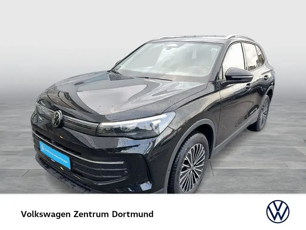 Gebraucht VW Tiguan Goal 193 PS (141 kW) 2025 Grenadillschwarz metallic SUV