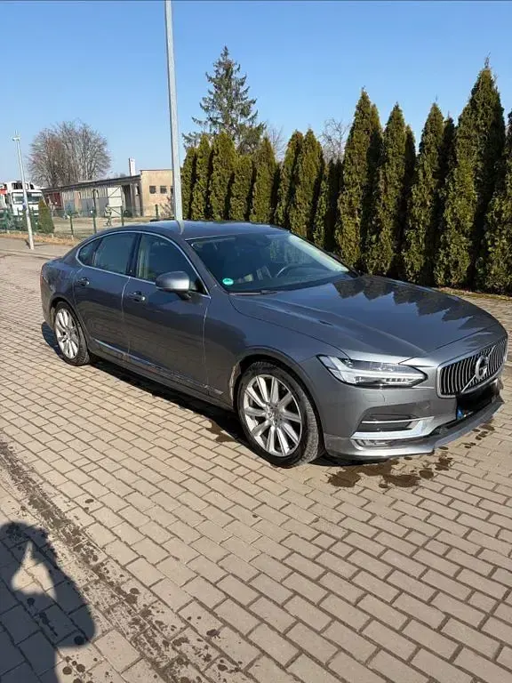 Gebraucht Volvo S90 Inscription 235 PS (172 kW) 2019 Grau Limousine