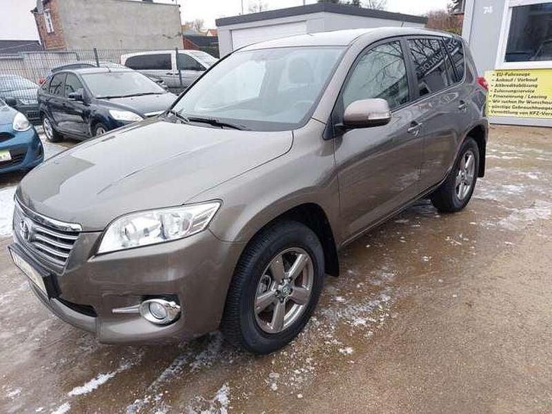 Gebraucht Toyota RAV4 Life 151 PS (111 kW) 2013 Bronze mica metallic SUV